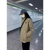 浅绿色