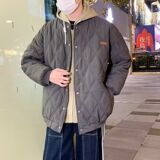 灰色