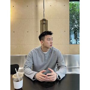 1506/QT4130/P36卫衣男肌理感长袖t恤法式亨利领半开扣POLO衫潮1图片