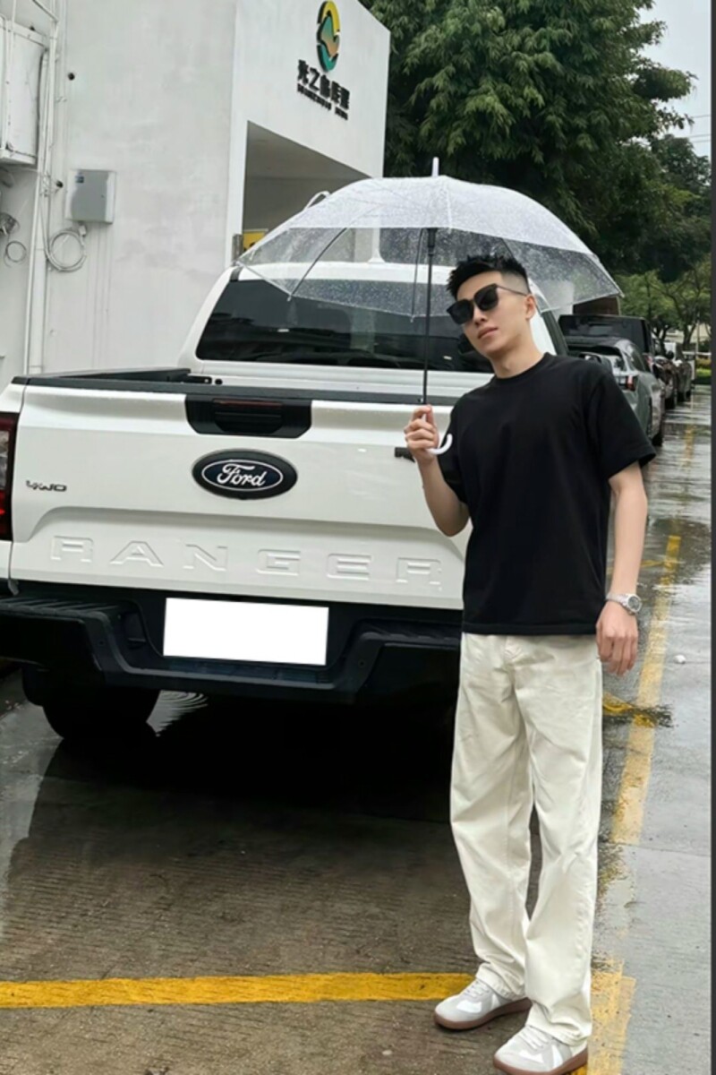 1506/Q309/P44白色修身直筒牛仔裤夏季男裤潮牌休闲弯刀阔腿长裤,男装牛仔裤,星座1506