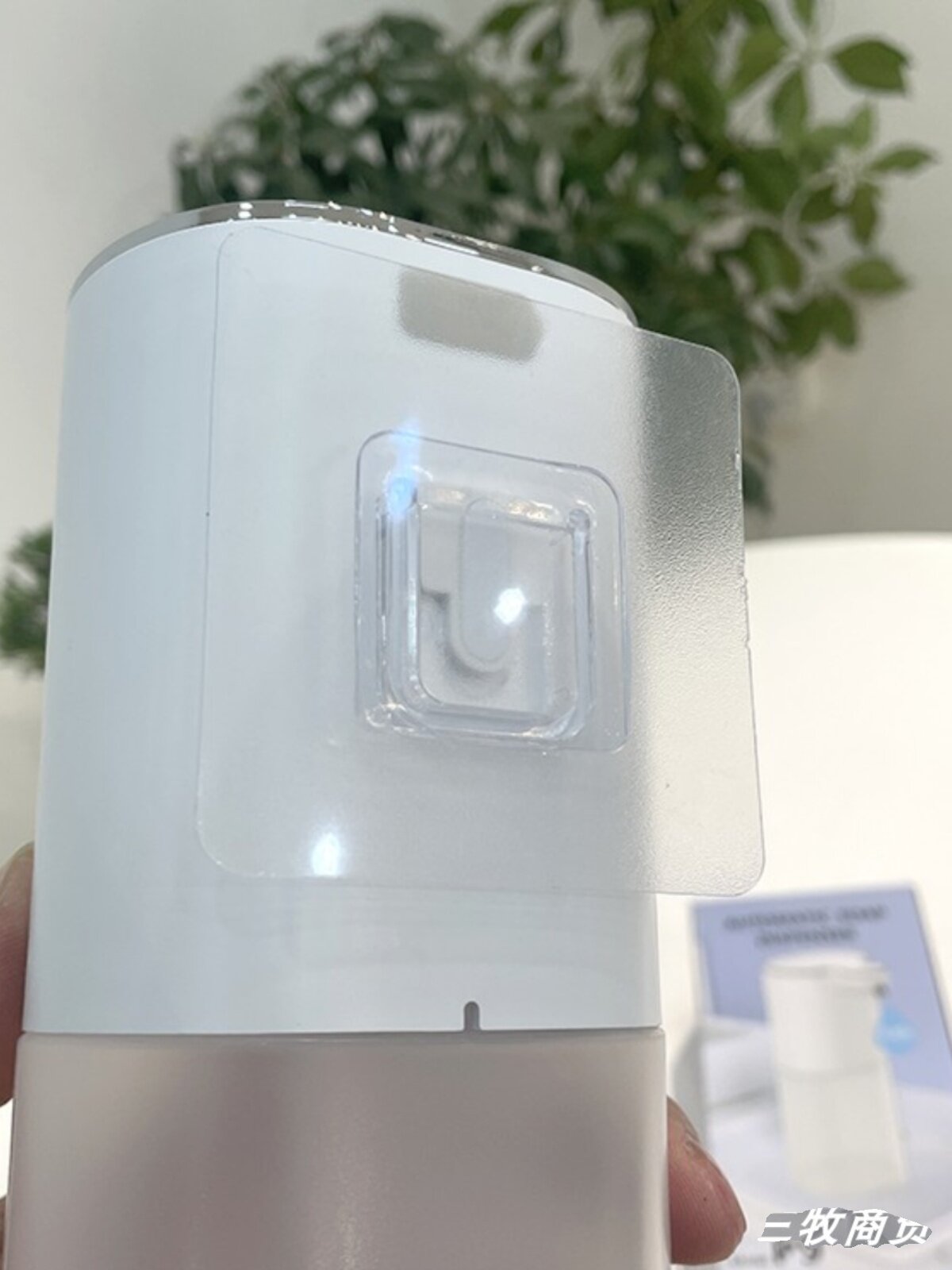 유럽과 미국의 공장 채널 제품 4단 조절 가능한 완전 자동 유도 폼 휴대폰 비누 디스펜서 알코올 소독