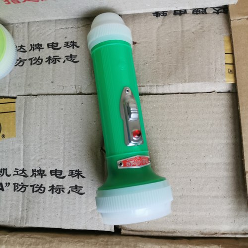 库存正品虎头牌老式手电筒2节1号干电池暖光护眼钨丝灯泡黄光手灯