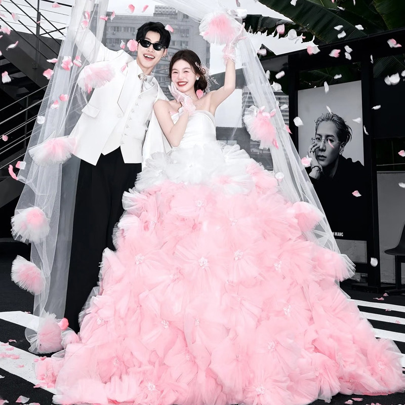 韩系粉色重工蓬蓬情侣婚纱