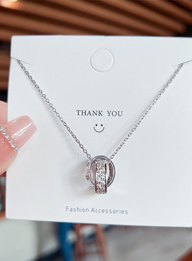 罗马双环情侣项链女百搭轻奢小众高级设计感简约通勤吊坠钛钢饰品