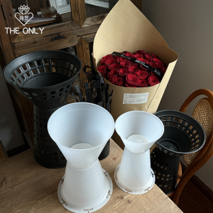 薇艺 包花神器箭筒螺旋花束插花固定底座花束内胆冰淇淋花束材料