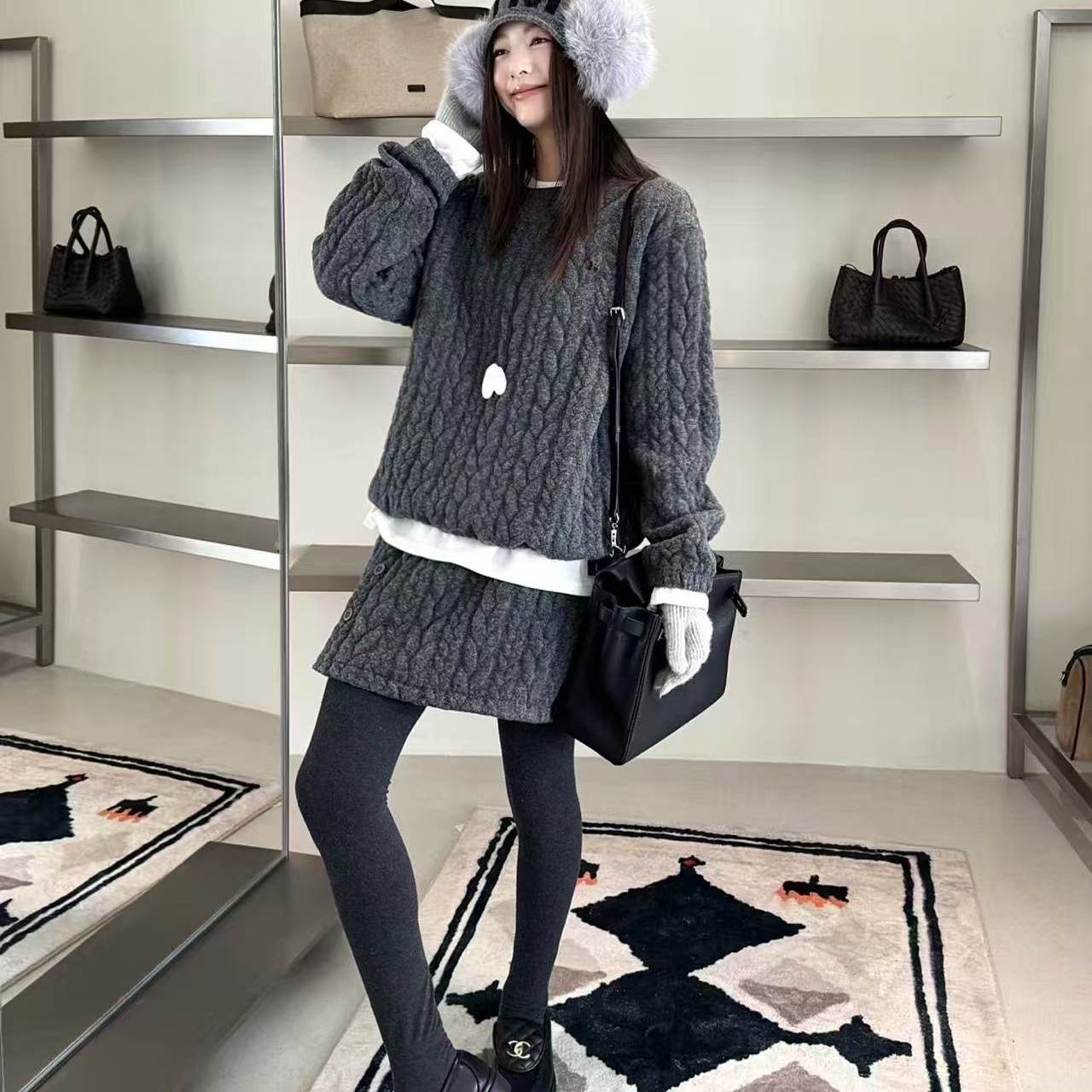 3R3新款休闲百搭羊毛麻花三件套短裙卫衣打底T恤套装叠穿新年款