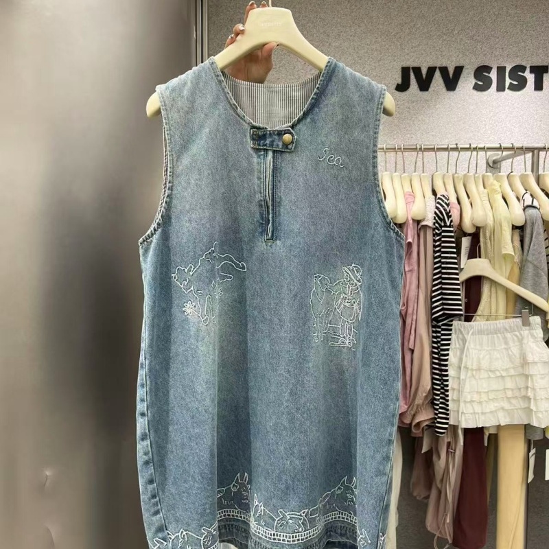 2025夏季新款JVV SISTER刺绣洗水薄款牛仔连衣裙圆领无袖宽松女裙