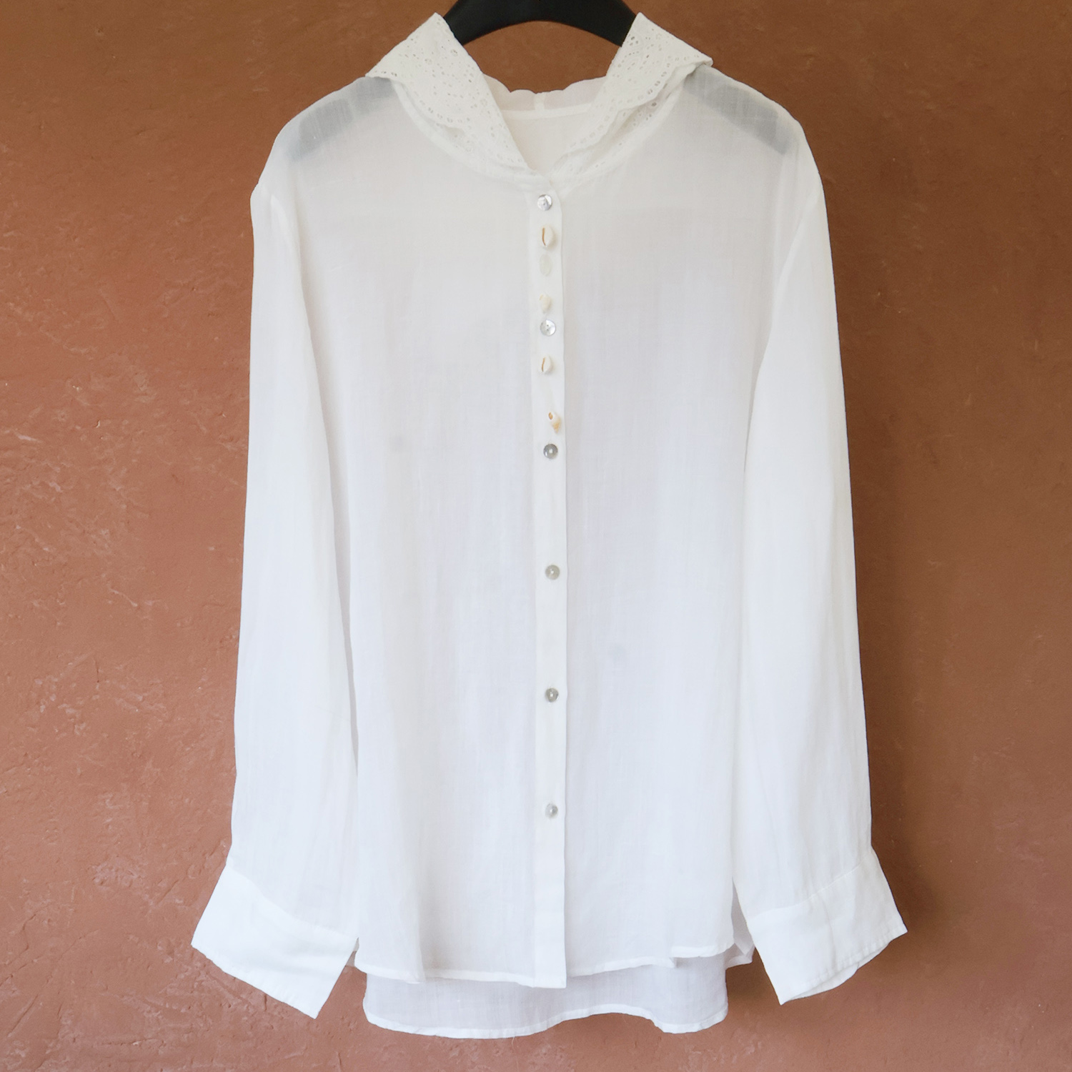 法式重工蓝色镂空刺绣衬衫