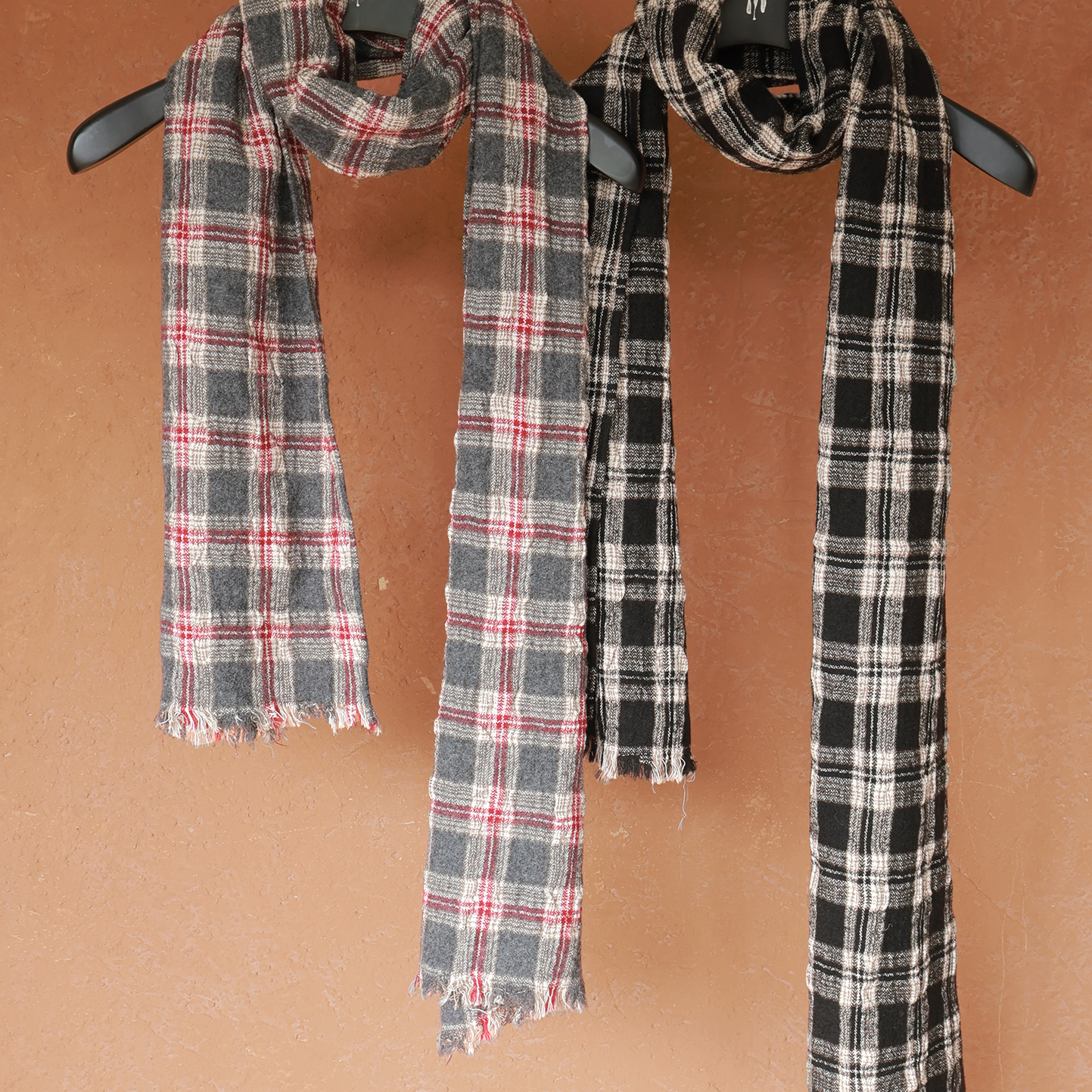 IMMUNO壹糯 日系文艺百搭色织格纹绵羊毛小须边长条保暖围巾