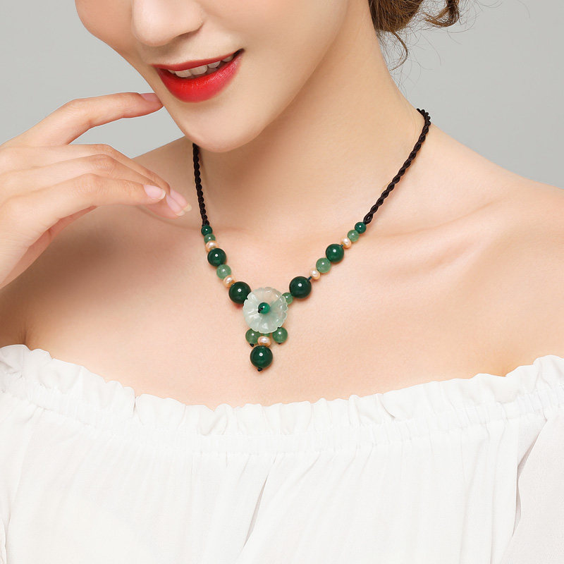 天然绿玛瑙东陵玉民族风配饰项链女复古短款简约锁骨链挂件首饰品