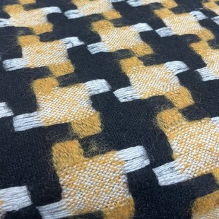 布料 套装 新品 意大利进口大牌原单50羊毛黑黄白编织小香风面料服装