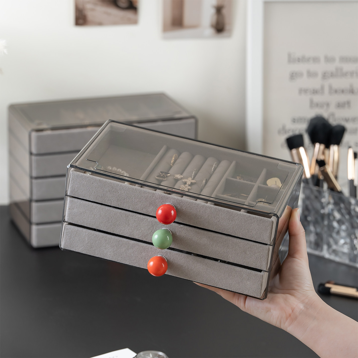 轻奢高档首饰盒戒指耳环手镯手饰品盒多层三金黄金收纳盒2026新款