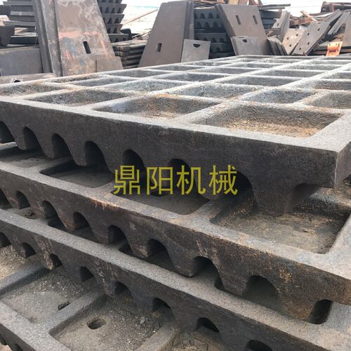 肘板边护板弹簧拉杆皮带轮