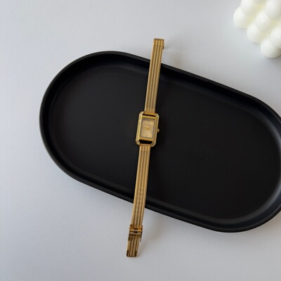 轻奢小众复古方形手表女款ins风学生女士小巧精致高级感石英女表