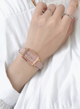 小众设计复古时尚方形手表女款简约气质初高中学生高颜值石英女表