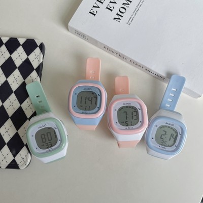 电子手表女小学生初中生夜光防水