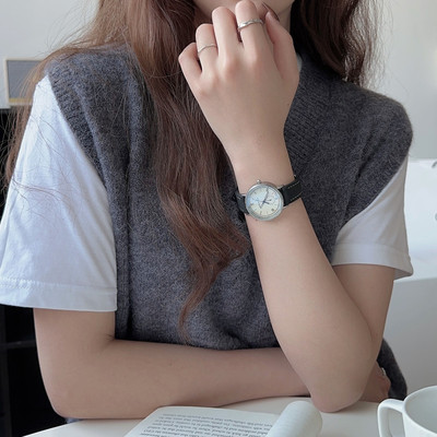 小众设计复古时尚女款学院风手表