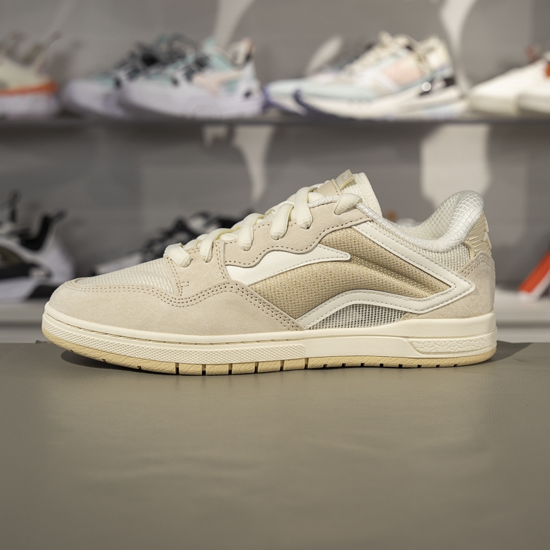 李宁板鞋男子2025夏季新款惟吾PRO S时尚耐磨休闲鞋AEPV033