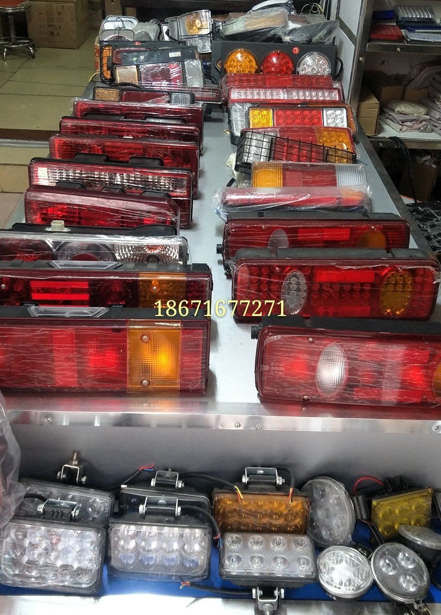 东风天锦特商大运三环征腾三环昊龙153十通LID尾灯货车尾灯大全