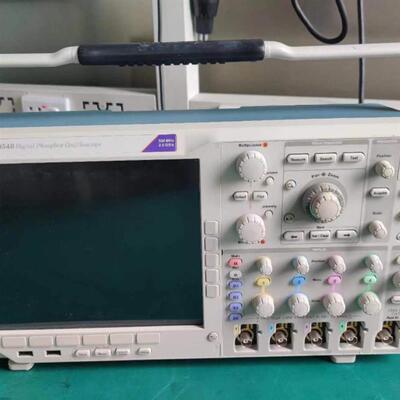 Tektronix DPO4054B DPO4104B MSO4104B MSO4054B 数字示波器