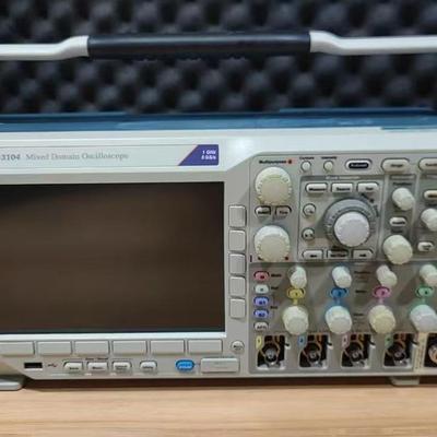 Tektronix DPO3054 MDO3014 MDO3024 MDO3034 MDO3054示波器
