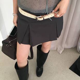 WAITMORE 2026春季韩系小众竖条纹短裙女时髦辣妹百褶裙5016