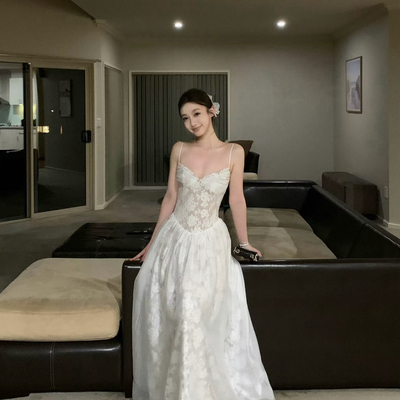 SAVAGE-小女人度假风蕾丝提花收腰显瘦A字长款吊带连衣裙女