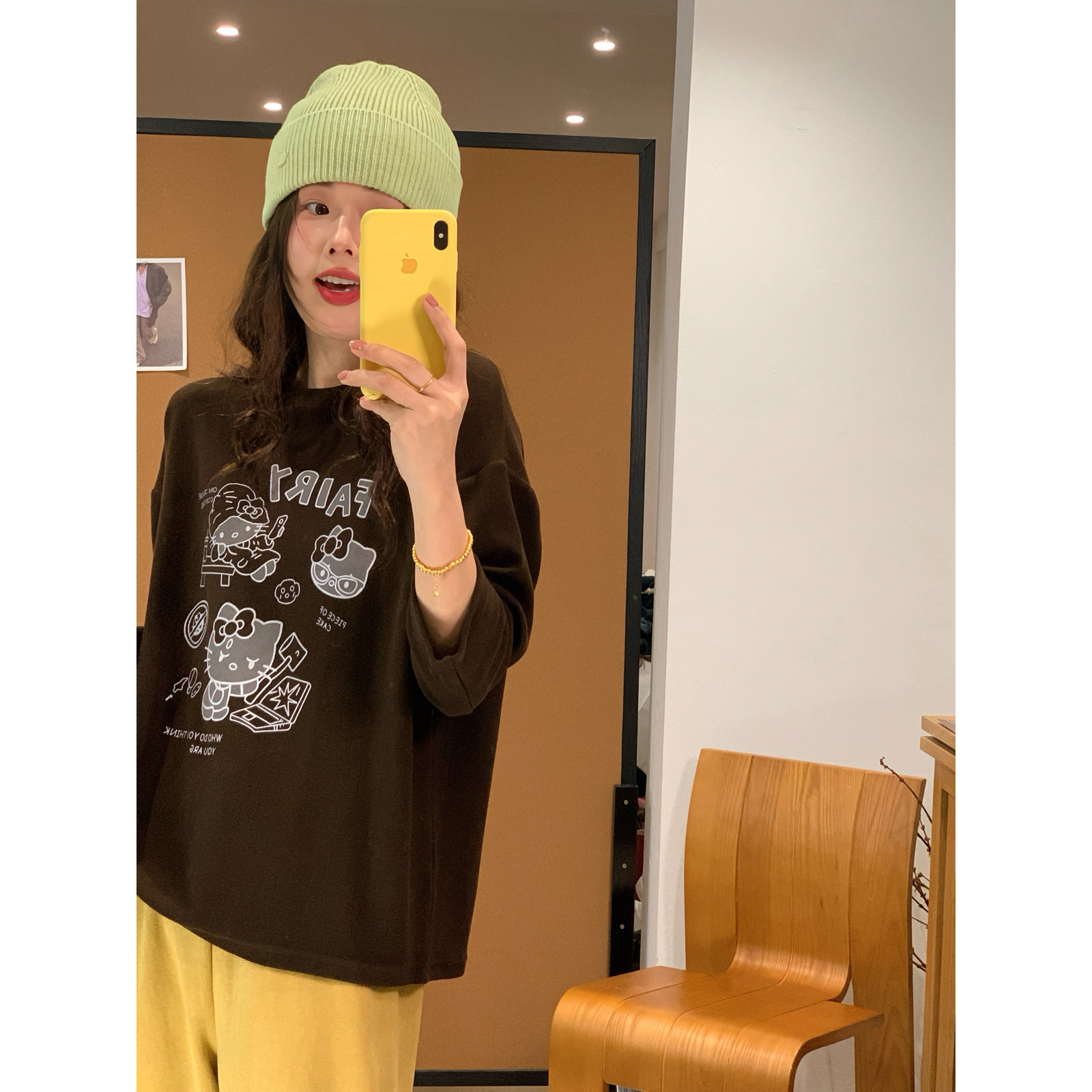 Vaoom-超暖和德绒少女心kt印花图案圆领软糯亲肤长袖T恤