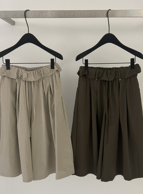 CLOISONNE-26年夏上新木耳边休闲铆钉伞型中裤显瘦休闲短裤