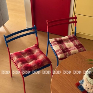 DDP中古包豪斯复古韩式 红色格子坐垫卧室餐椅圣诞新年商用乔迁
