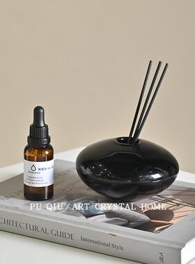 小众黑色玻璃飞碟香薰装饰摆件客厅茶几台面摆放香薰散香器高级感