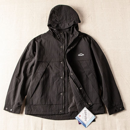 日系复古男士秋季时尚宽松连帽工装夹克户外登山防风冲锋外套上衣