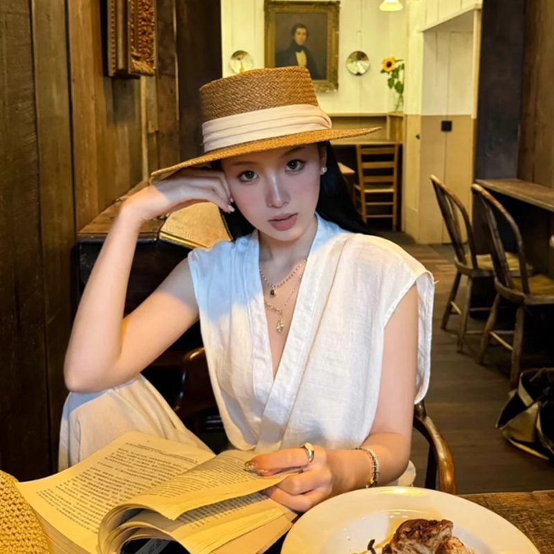 老钱风手工编织平顶草帽女夏季海边度假镂空大帽檐遮阳帽子防晒帽