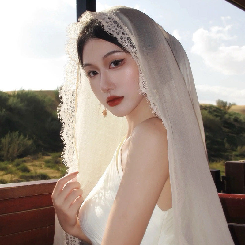 白色棉麻蕾丝披肩女外搭2026新款夏法式旅游拍照薄款头巾配饰丝巾