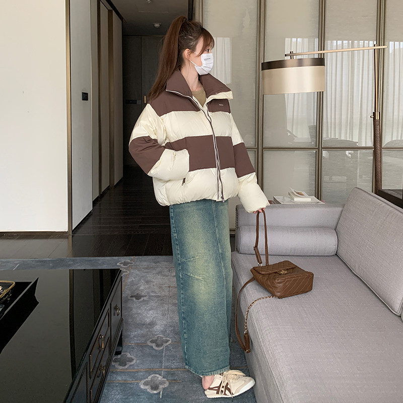 2023冬季新款现货时尚条纹短款50绒羽绒服166-6629P220K308,女装羽绒服,茜茜公主