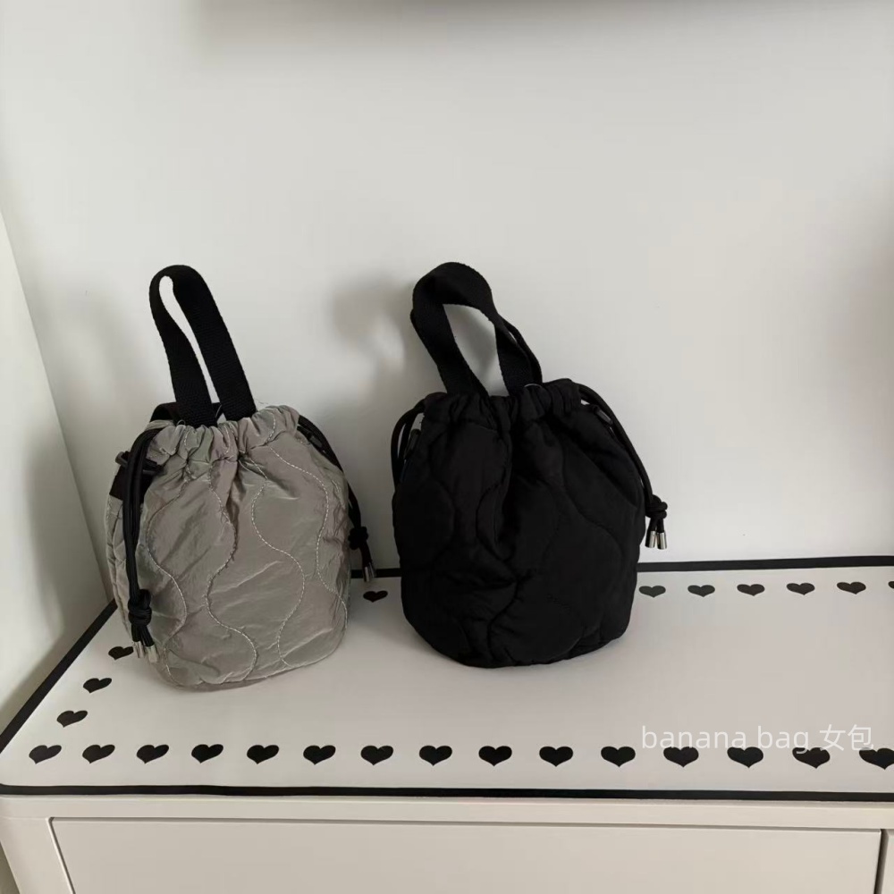 新款新品 个性水桶秋冬抽拉复古可爱简约百搭柔软手提斜跨女包包