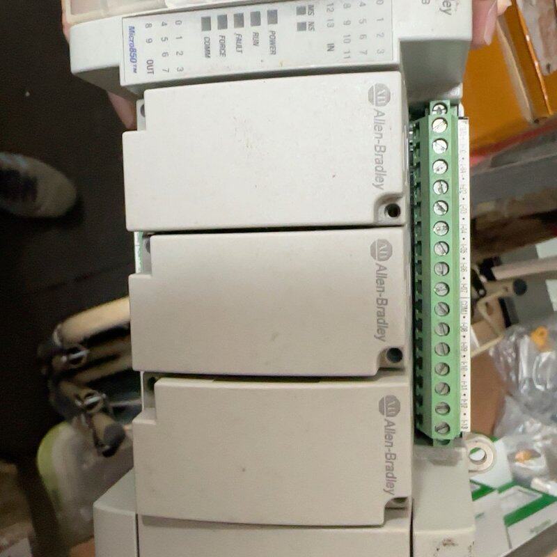 Allen-Bradley PLC2080-LC50-24QVB2080-L50-24QBB2080-L50-48QBB
