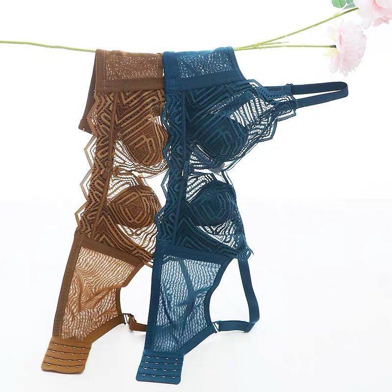 3内衣女夏季薄款无钢圈聚拢收副乳超薄杯大胸显小调整型蕾丝文胸罩