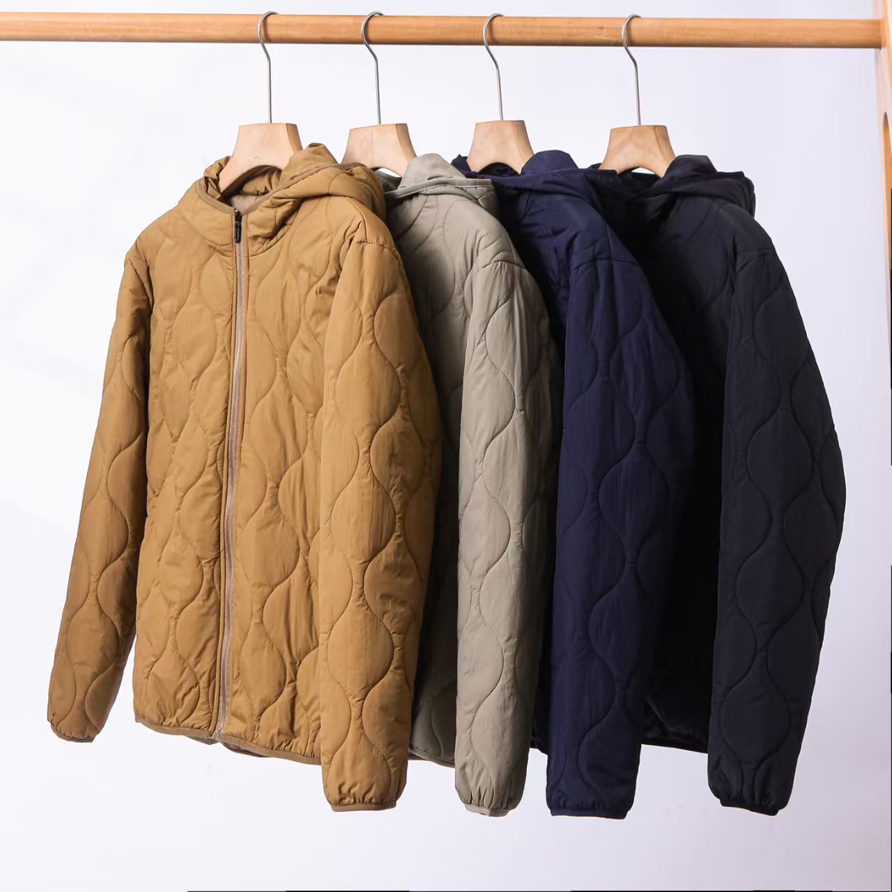 日系复古男士休闲连帽棉衣秋冬款户外高级感轻盈保暖绗缝棉服外套