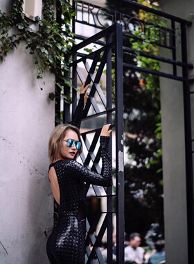 【王媛Kinki同款】kinki.w-star 明星紧身显瘦黑色连体服（现货）