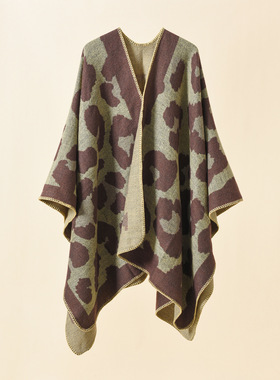 Fashionable warm leopard print women's color blocked knitte