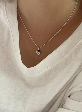 芭蕾风迷你黑色爱心蝴蝶结项链 通体925纯银ins甜酷风小众设计