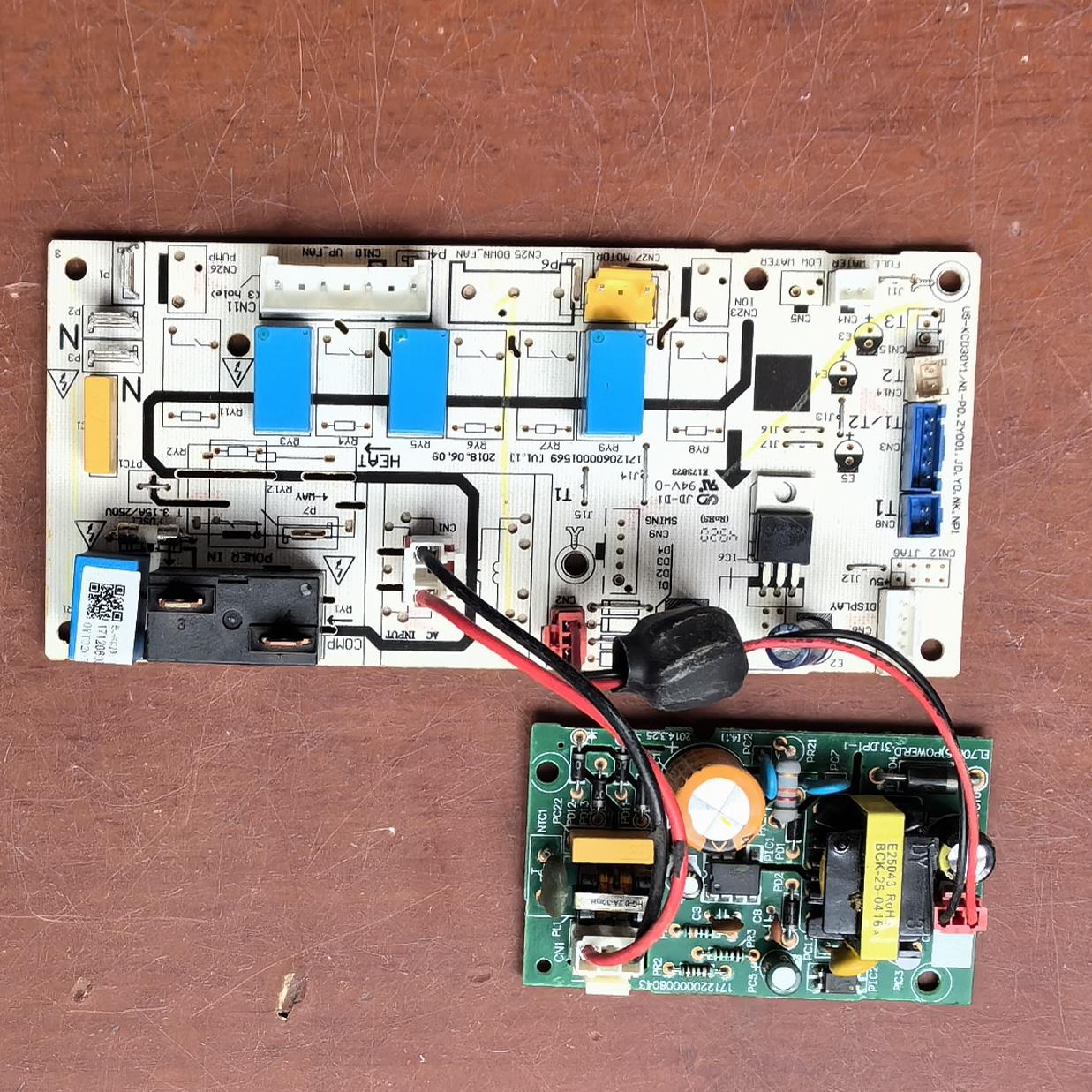 美的变频空调 内机主板KCD30Y1/N1-PD 17120600001569