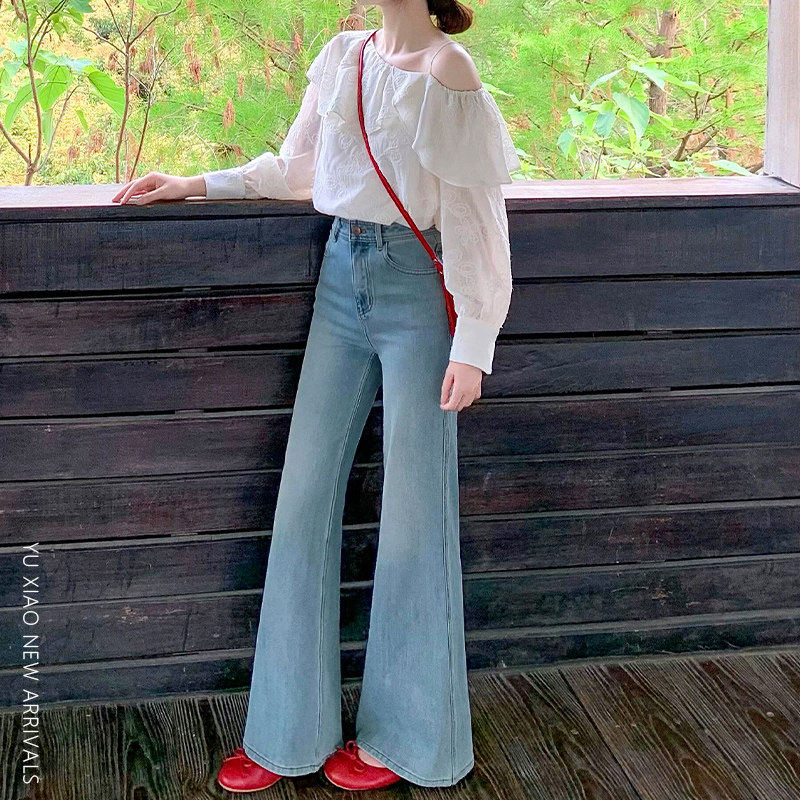 浅色不贴腿微喇牛仔裤女夏季新款梨形身材胖mm显瘦大尺码阔腿喇叭