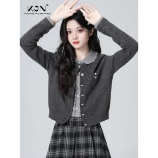 灰色polo领假两件针织开衫女春秋2025秋新款撞色翻领毛衣短款上衣