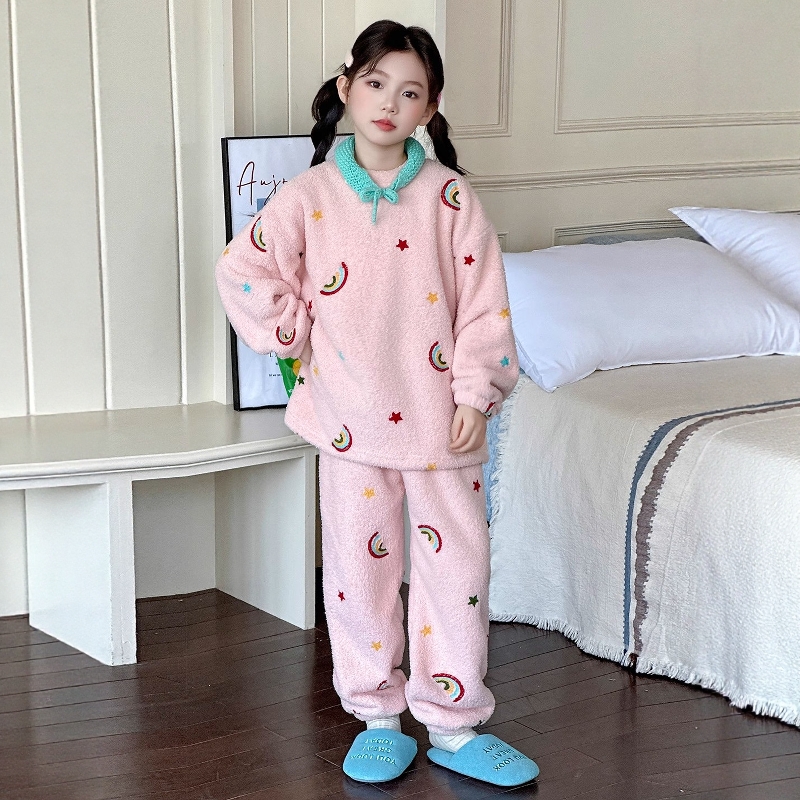 英国DHWA女童秋冬装家居服2025新款儿童珊瑚绒睡衣套装加厚外穿