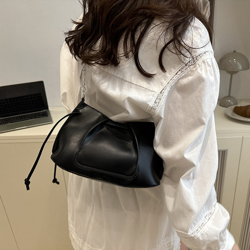 2026春季新款淑女气质单肩包洋气质感斜挎包女韩版小众设计女包