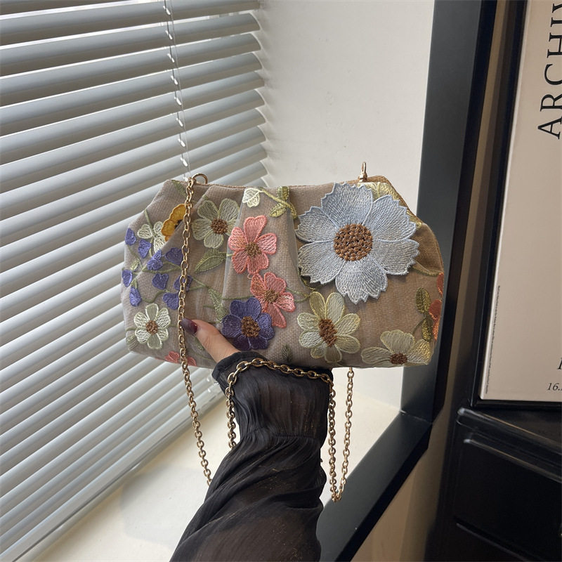 跨境新款女包包重工水墨风网纱刺绣亮片包轻奢手包晚宴包云朵包包