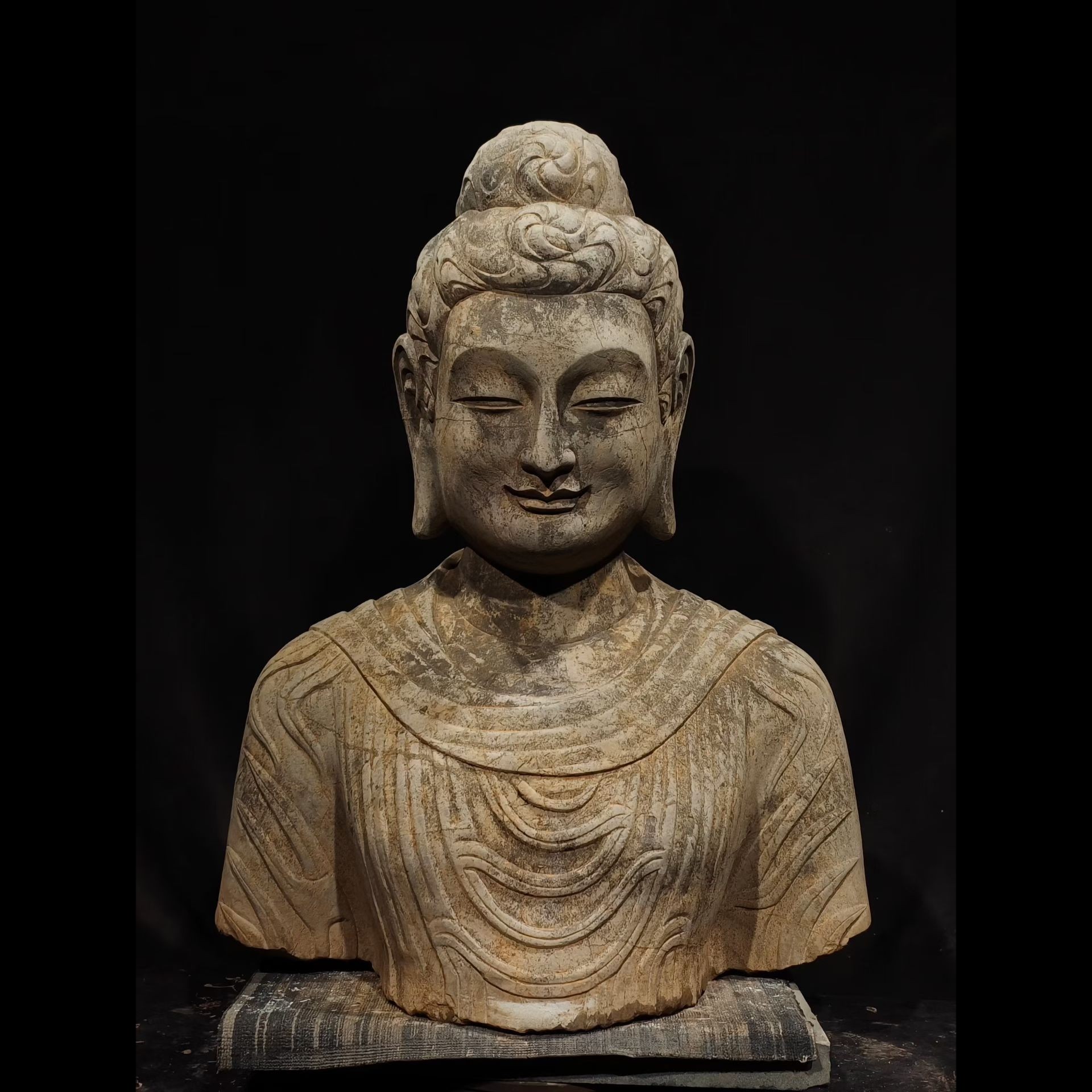 石雕复古仿古青石佛像造像半身佛胸像摆件做旧摆放佛堂家居供养