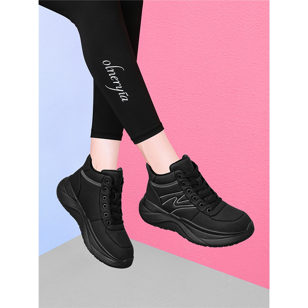 2025冬季新款水上漂运动鞋防滑百搭舒适跑步鞋加绒软皮旅游鞋时尚